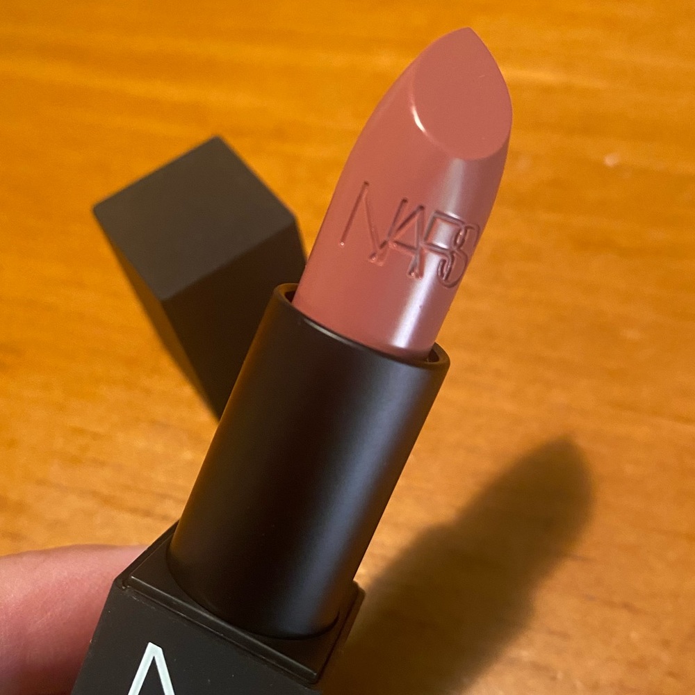 NARS Lipstick Dolce Vita 👄 - Picture 5 of 16